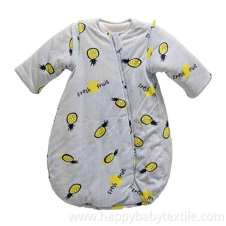 The infant cotton printed three-dimensional sleeping bag 